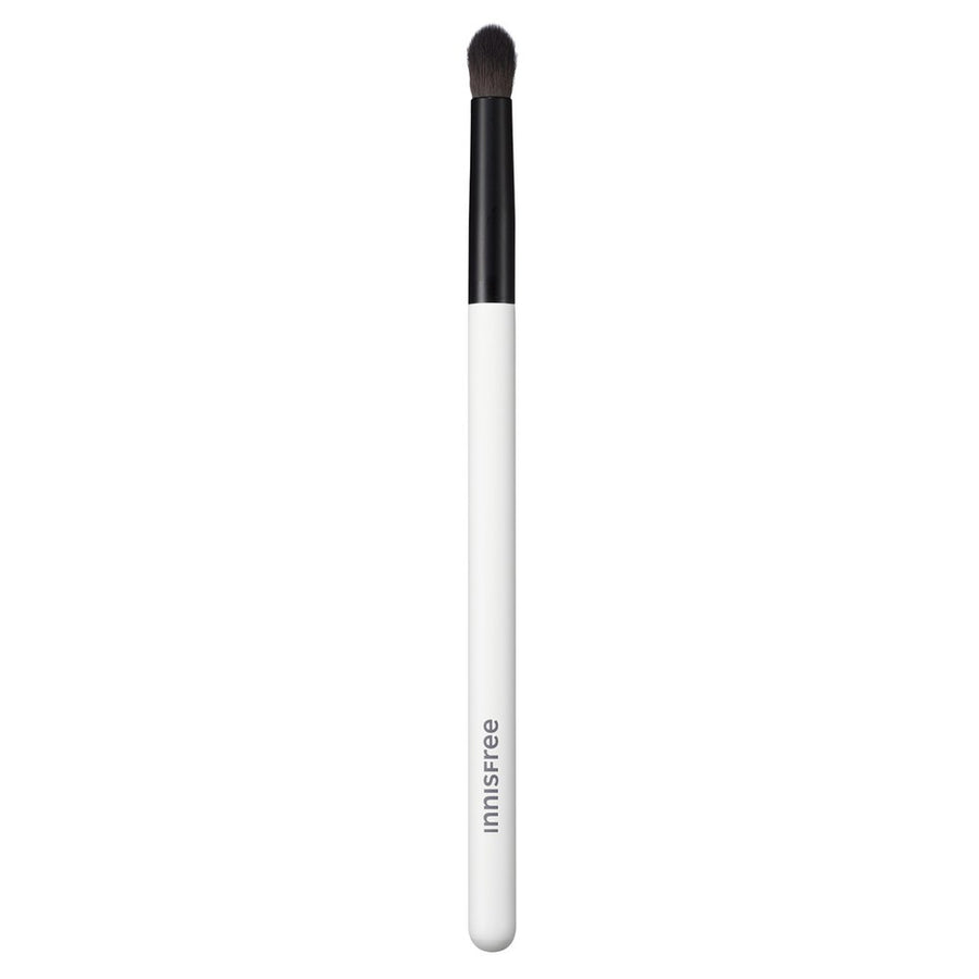 Innisfree Eyeshadow Brush Contouring